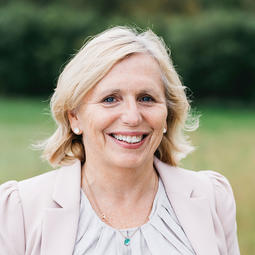 Vivian Schjølberg